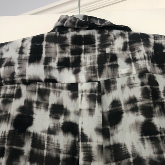 MNG Mango Collection Top Semi-sheer gray black size 2 - Picture 4 of 8